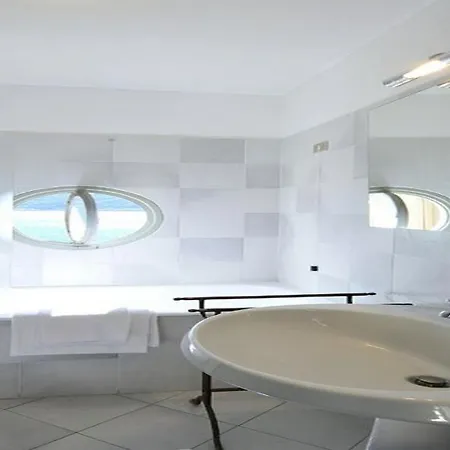 Apartment La Torre Dell'isola Sala Comacina