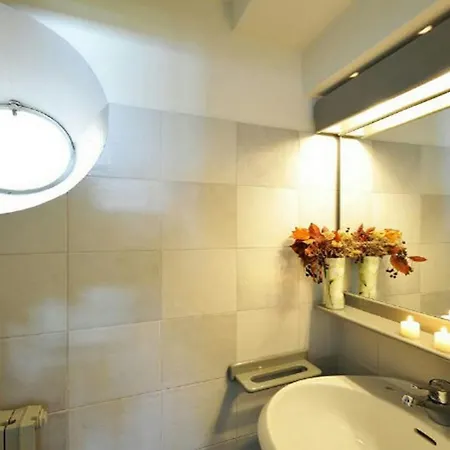 La Torre Dell'isola Apartment